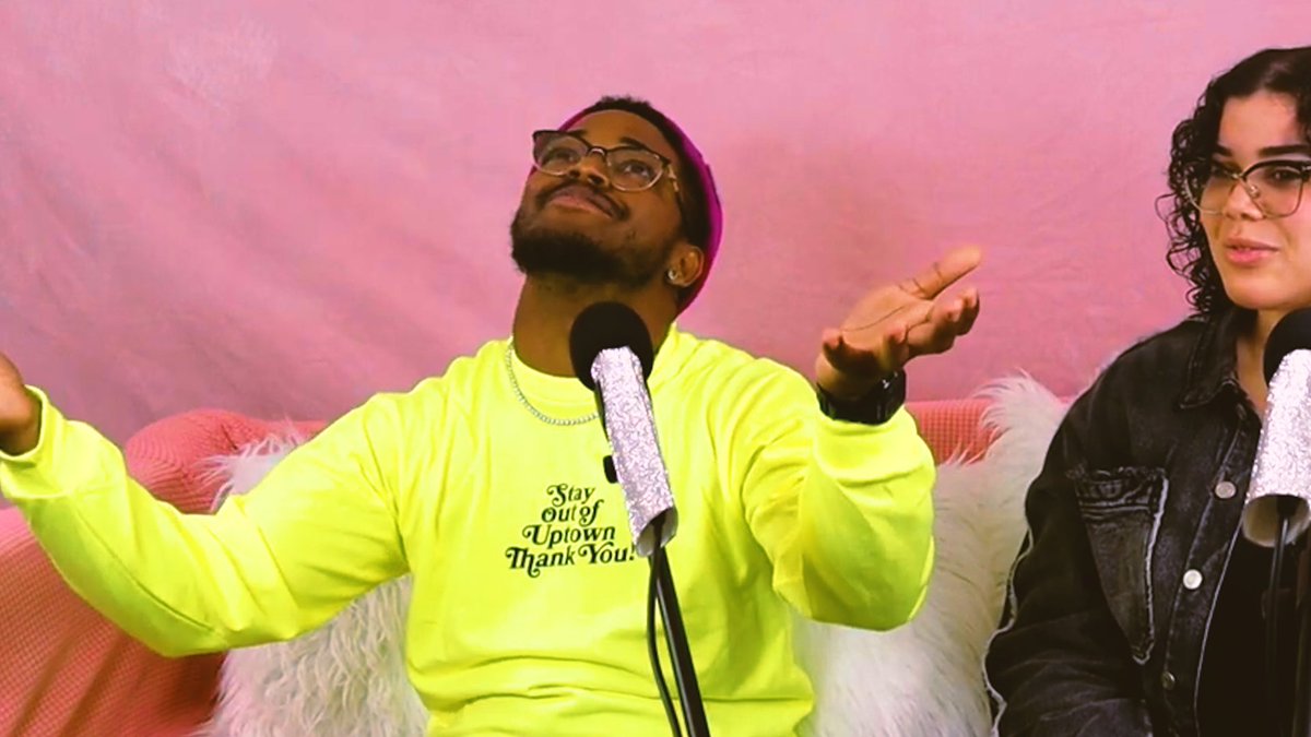 Head to YouTube or Facebook to watch us react to a LEAKED phone call with Keke Palmer’s mom and Darius Jackson 👀  LINK IN BIO! This clip features photographer, Alex Rivera <a href="/thebronxer/">The Bronxer</a> &lt;3 New episodes coming soon! #casaconfessionspodcast