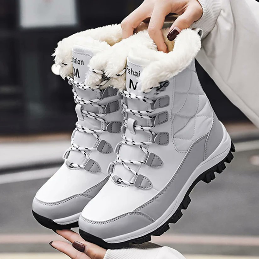 Hey ladies! Are you looking for Winter hiking boots? Stay warm and dry with these! 
.
tyrecommends.com/products/women…
.
#hiking #alpinebabes #outdooradventures #exploring #outdoors #hikingadventures #outdooradventure #hikingboots #outdoorfootwear #outdoorboots #winterboots #TyRecommends