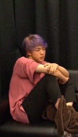 _everythingsblu's tweet image. Me waiting for my 10th subscriber on my YouTube channel...