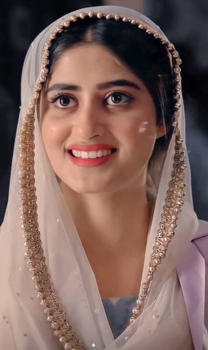 Sajals_army's tweet photo. Zubiya in love. Yakeen ka safar is my fav forever. It has a special place in my heart. @Iamsajalali
#HappyBirthdaySajalAli https://t.co/80ofrYKmJU