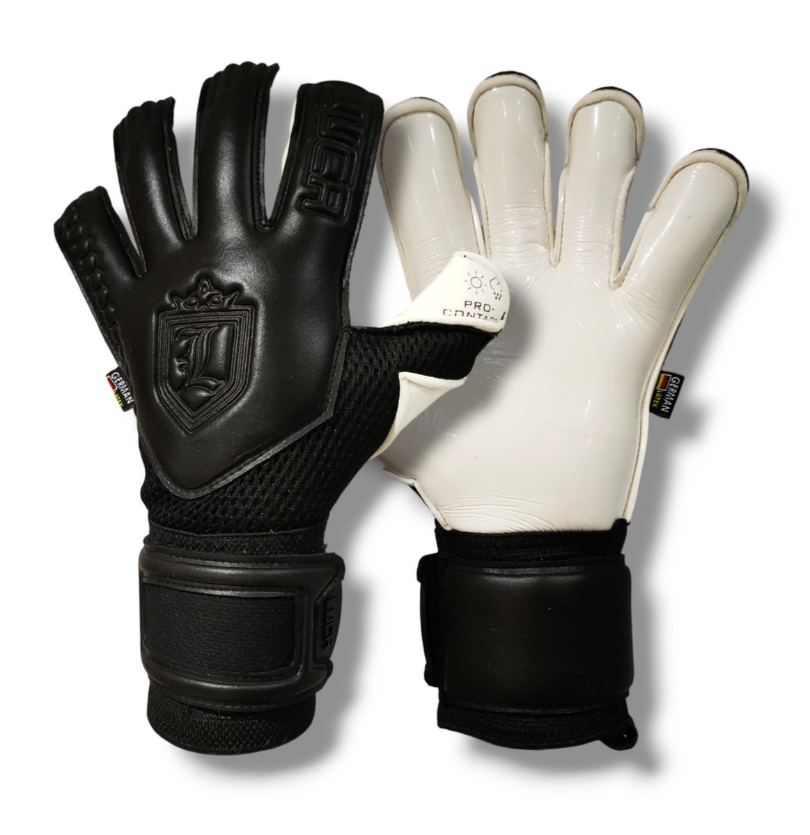 LUCA GOALKEEPING tweet media