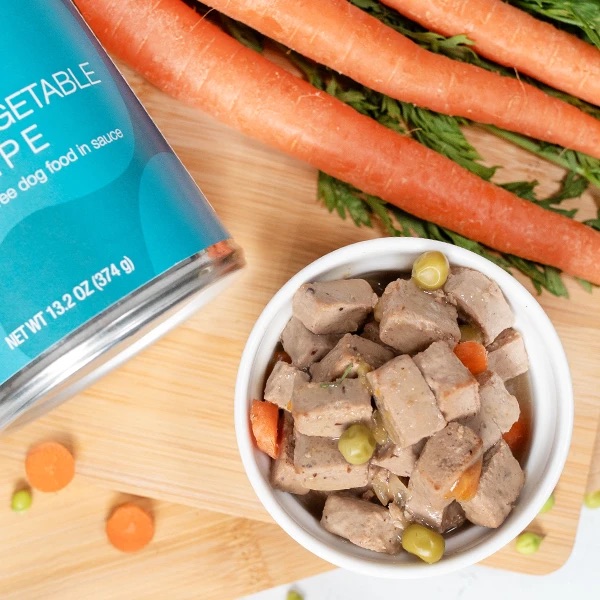 RichAndLisaJ's tweet photo. Life's Abundance Chicken And Vegetable Canned Dog Food Is Here! Check Out The Ingredients And Nutritional Info!

https://t.co/CBewqDvreF

#dogfood #canneddogfood #candogfood #dogsfood #dogs #chicken #vegetables #doglover #doglovers #dogsoftwitter https://t.co/Ff9h8hMsoy