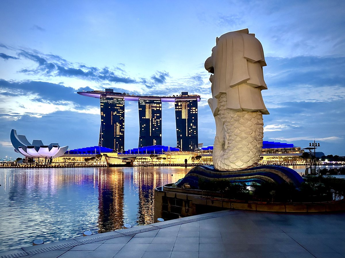 GM Singapore 😎💙