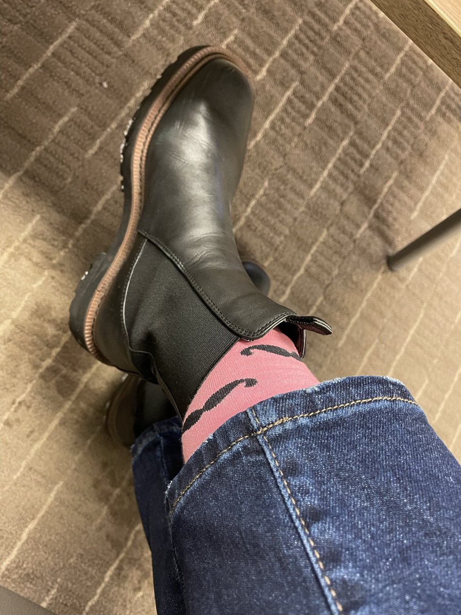 Needed a mood boost today as I braved the cold for another medical appointment. #pinksocks <a href="/hcldr/">HCLDR Moderator</a>