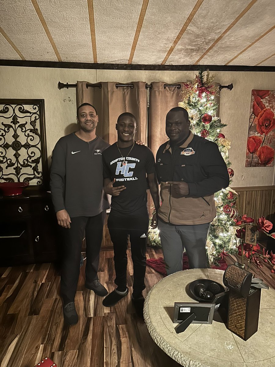 Thank you <a href="/CoachTOliver/">Trei Oliver</a> &amp; <a href="/CoachMo1804/">Kevin Maurice 🇺🇸🇭🇹</a> for stopping by for a home visit, I really enjoyed y’all!