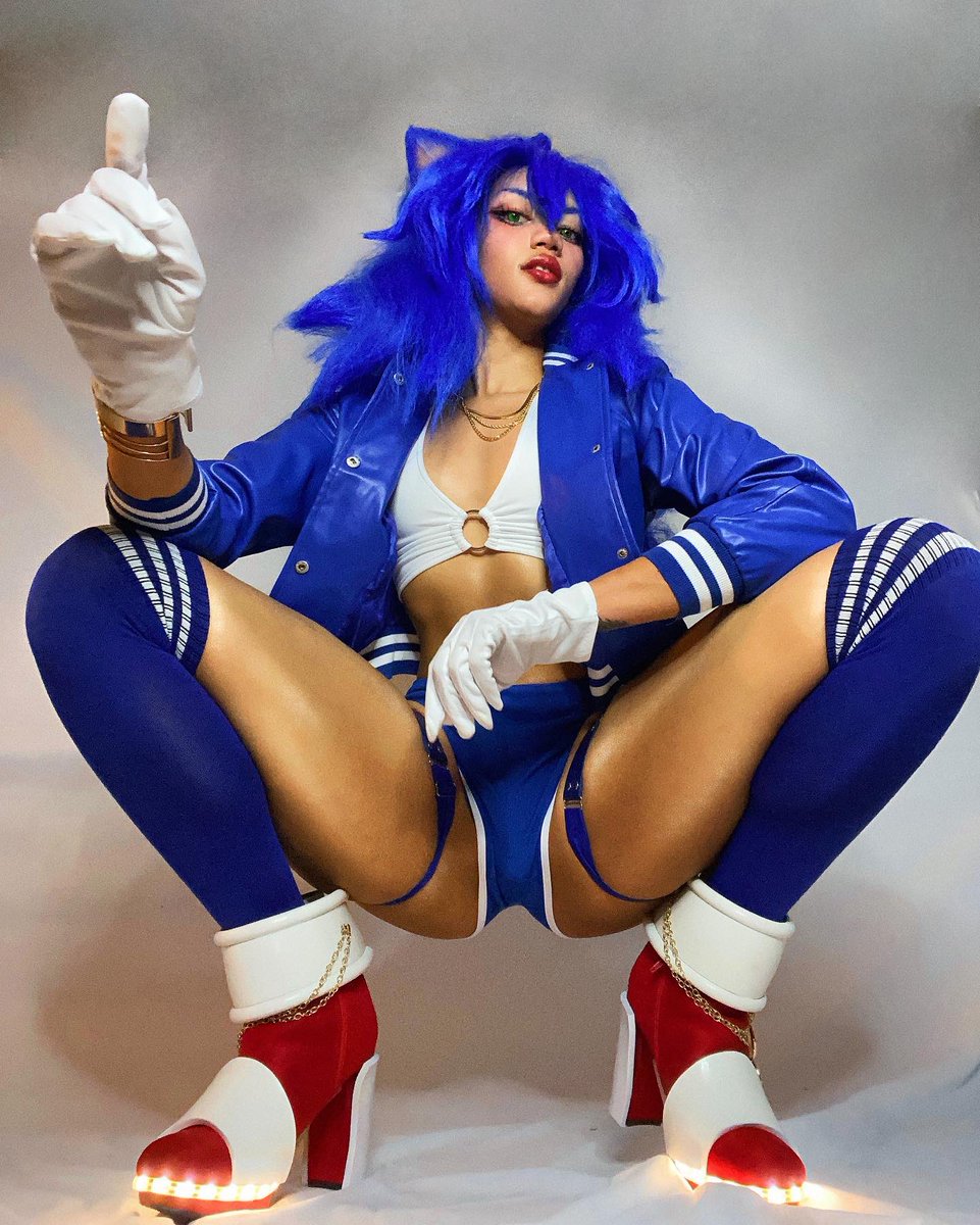Good evening from Sonic the Hedgehog 😝🏃‍♀️💕‼️
#SonicTheHedegehog #soniccosplay #sonic