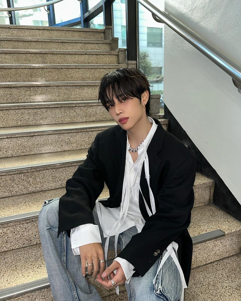 241SW's tweet photo. 👀 https://t.co/IvBHvQIuOO