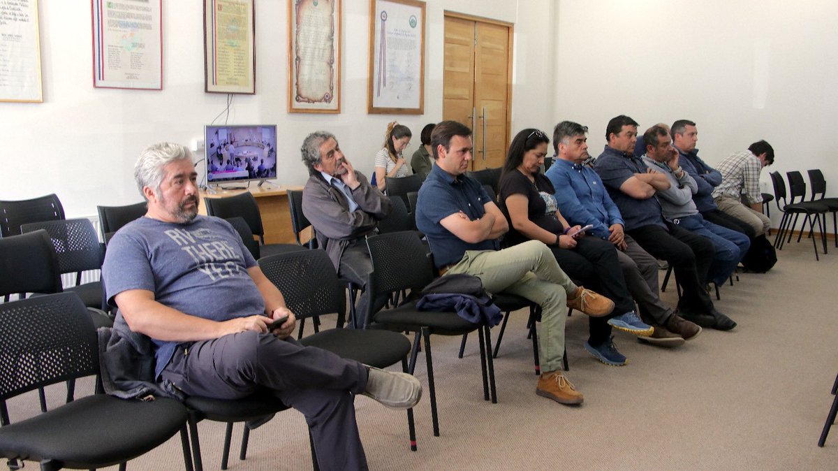 agrupaysen's tweet photo. 📢 Hoy, AGRUPAYSEN participó en la Comisión Mixta de Fomento Productivo y de Regionalización, Integración Territorial y Medio Ambiente del @goreaysen_ . Discutimos sobre el uso del borde costero y su impacto en la acuicultura. ¡Unidos por un desarrollo sostenible! #Aysen https://t.co/3G8KJutM9b