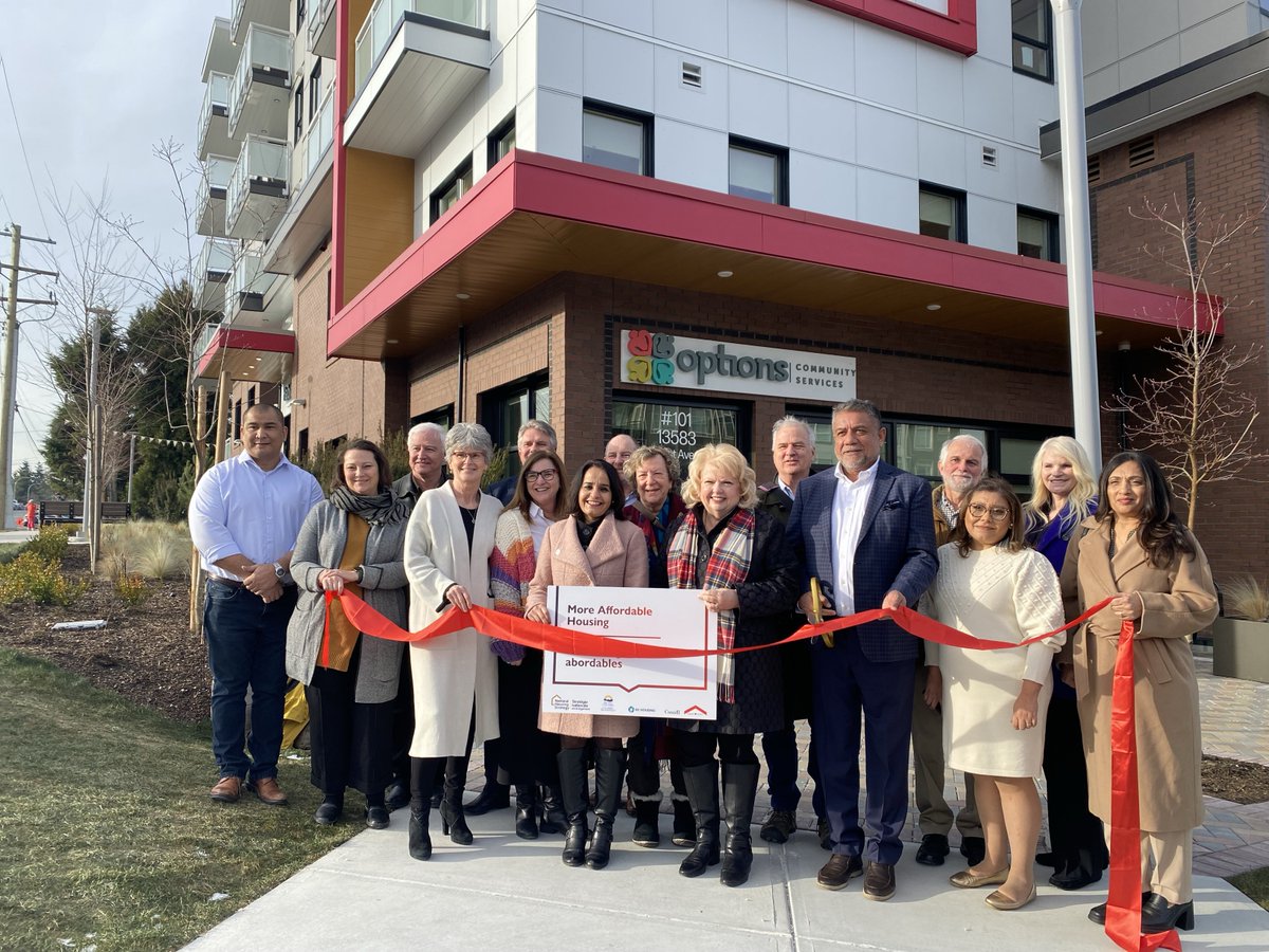I am thrilled to see 100 new purpose-built rental homes added to Surrey's housing stock with the opening of Habitat@81st, run by @OptionsBC.

I was moved by one of the tenants' stories. The mother of four shared that she was turned down by landlord after landlord who wouldn't…