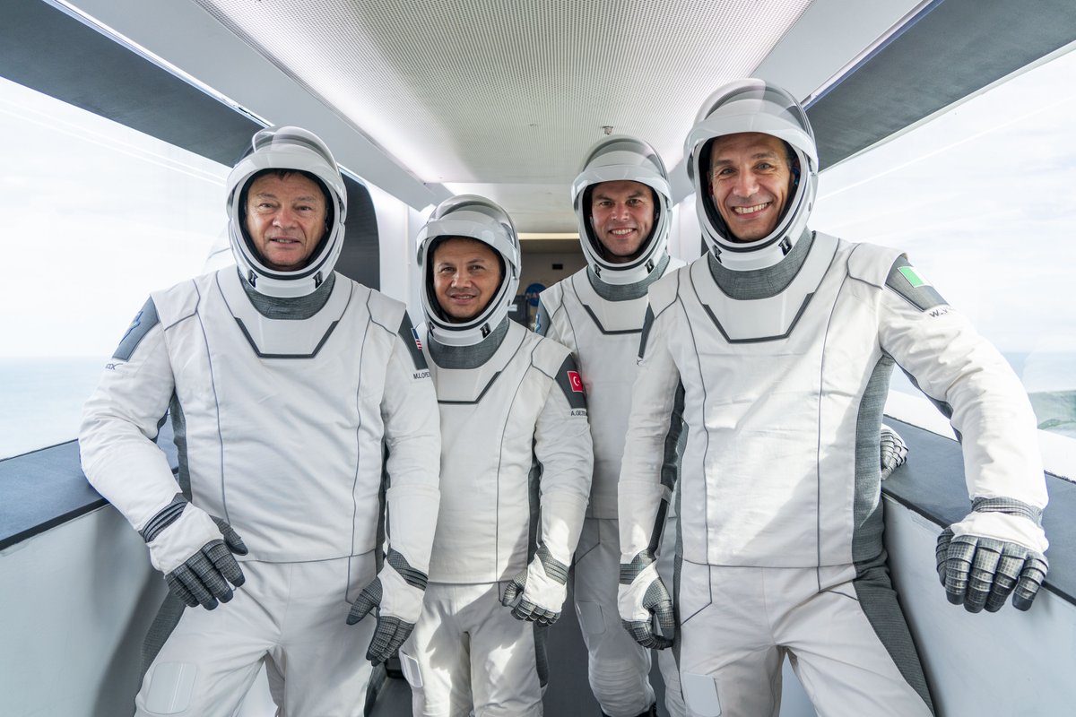 Dry Dress for #Ax3 is now complete, and we are ready for tomorrow's big launch. Watch live tomorrow at 3:15PM ET!