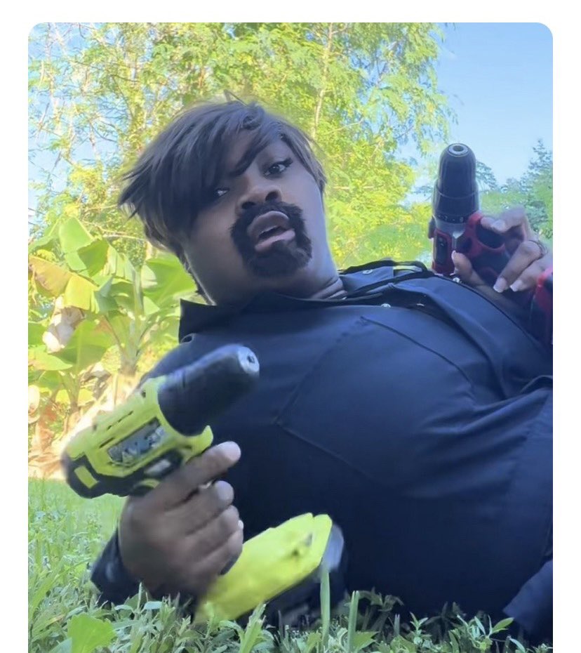 NaomiPberg tweet media