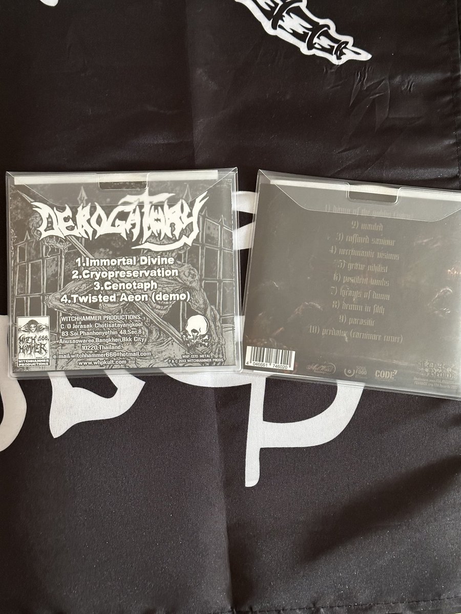 shishineko44225's tweet photo. #昨日聴いていたメタル盤💿
#DEROGATORY
S/T
#SLAUGHTERDAY
#TYRANTSOFDOOM https://t.co/NrzHtZs8sa