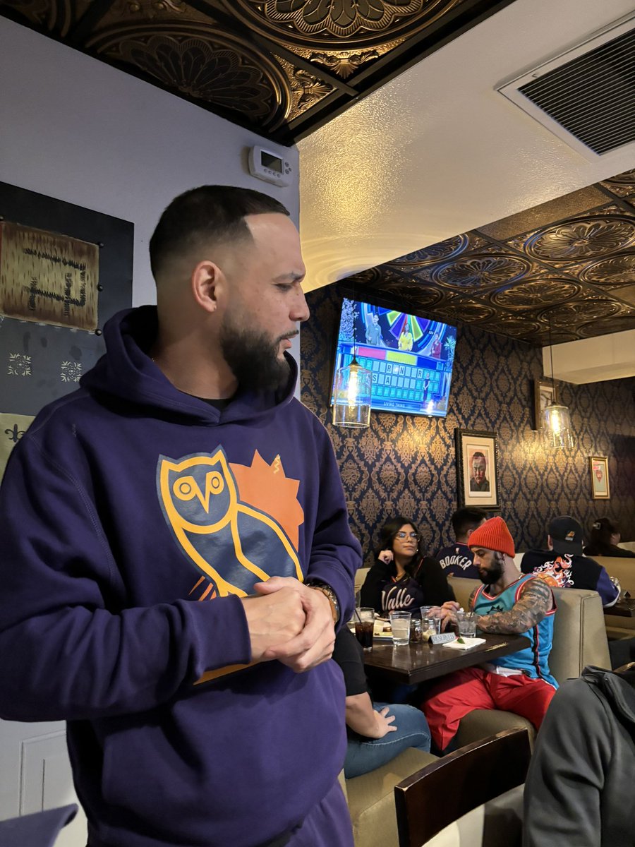 Crysthedoula's tweet photo. Story time with @FlexFromJersey at #PHNXtakeover https://t.co/YjGphqhozc