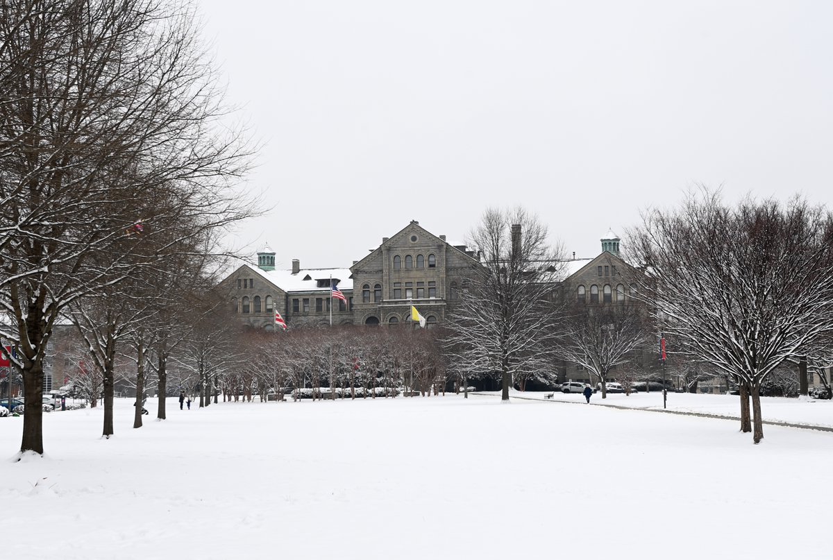CatholicUniv's tweet photo. 🌨️❄️ Campus got its first fresh coat of snow this year! Time to break out the snow gear – let the snowballs and snow angels begin! ❄️ https://t.co/CBWkFuZzHu