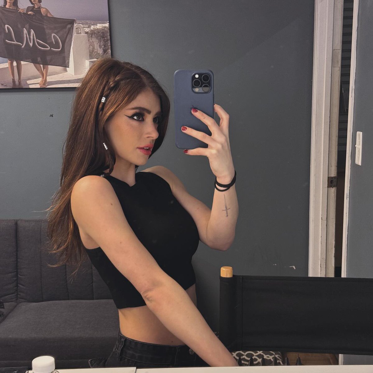 Chrissy Costanza