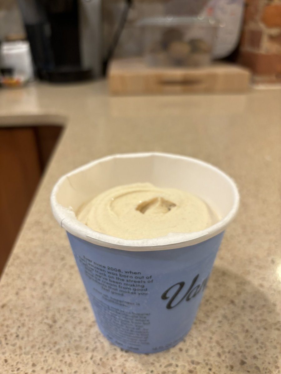 chaattykaathy's tweet photo. @vanleeuwen hi! love your company but wanted to share im a little disappointed - i purchased ice cream and it was only 3/4 full! for how much you charge (which im willing to pay because its so good!) its kind of ridiculous that you cant fill your pints completely. #bummer https://t.co/9u8lwdTx31