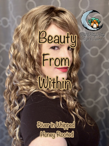 simondsk's tweet photo. River in Whipped Honey Rooted in Wigs Forever Collection by HairKittyKit... https://t.co/Q0eu1OAsSQ via @YouTube 
Follow affiliate link with referral https://t.co/0LubSGspif
Code at checkout ROCKINGWITHFABULOUS. @CysterWigs #Hairkittykitty #cysterwigs https://t.co/sKmx9HJQcZ