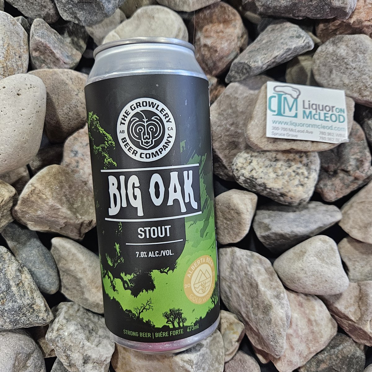Big Oak Stout from @growlerybeer is aged on oak spirals, imparting rich and complex flavors of chocolate and oak to the brew. It is perfect for a cold winter day! #yegbeer #growlerybrewing #sprucegrove #stonyplain #liquronmcleod