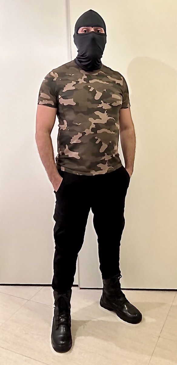Boa noite filhotes! Pediram para postar foto com meu coturno.. está aí filhão!