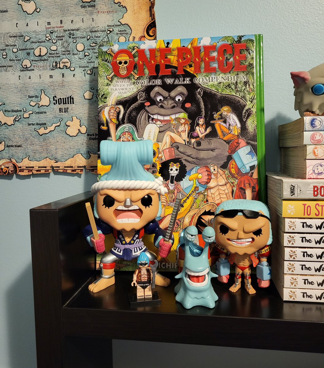 teh_zeldamaster's tweet photo. Small collection so far but I was finally able to put my little OP things on display above my desk☺️ https://t.co/tpfobxZwDj