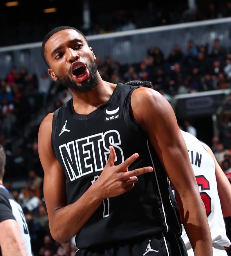TheDunkCentral's tweet photo. The Brooklyn Nets reportedly rejected four first-round picks for Mikal Bridges last year and are still showing no interest in trading him this season, per @NYPost_Lewis 

(Via https://t.co/MHv0wnvZV9) https://t.co/I4UYKGnBdS