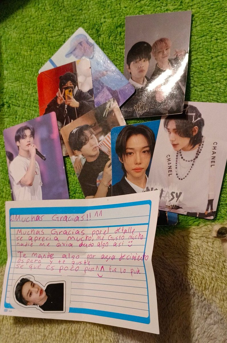 EnPalomita's tweet photo. Mi sobrina me dijo que había una niña stay en su escuela y le mandé una PC de Hansito de regalo y la nena me regresó esto 😭😭😭😭😭😭 no puede ser qué linda. https://t.co/umfsFgKg5e