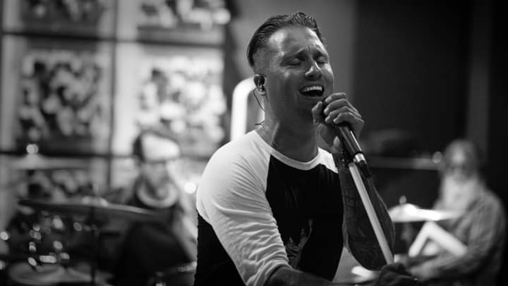patobush's tweet photo. Happy birthday #TravisWarren !
@BlindMelonBand https://t.co/JFj2sPMeVT