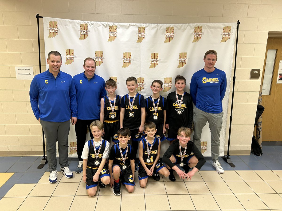 1ndianaBall's tweet image. 4th Grade MLK Classic Results. 

Congrats to our Champions and Finalists.  

4A, Center Grove White defeats HSE 4 Blue 

4B, HSE 3Blue defeated Carmel 4 Gray 

@CenterGroveMBB @HSEBasketball @CarmelMBB @CarmelPupsBball