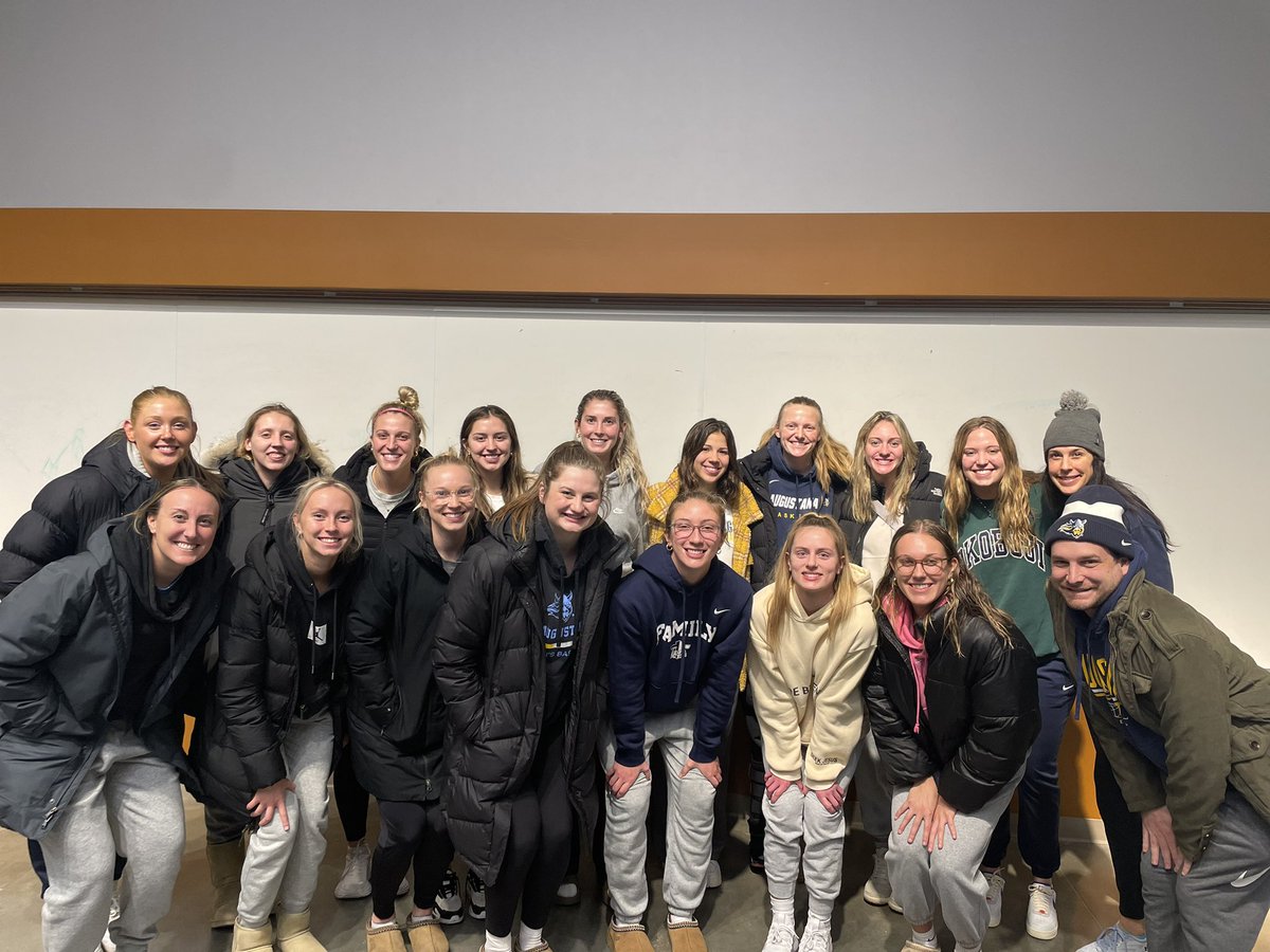 So extremely proud of these two for sharing their personal testimonies tonight at FCA! <a href="/KatieLeisen/">Katie Leisen</a> <a href="/_kelseywillems_/">Kelsey Willems</a> 

It takes boldness &amp; vulnerability to share how Christ has transformed your life &amp; they did amazing! Helps to have awesome teammates supporting too. 💙 <a href="/AugieWBB/">Augustana Women's Basketball</a>