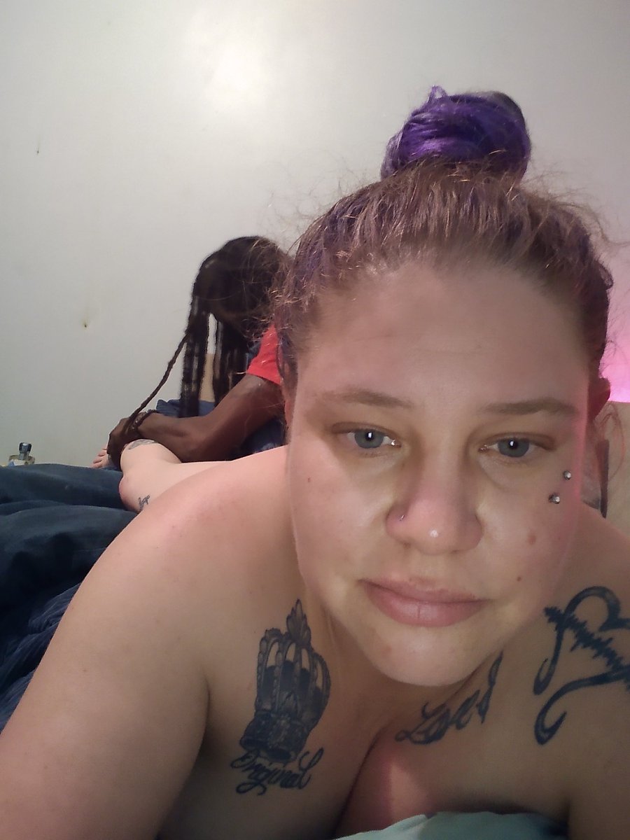 lokolobo22's tweet photo. LADIES MAKE SURE YOU HAVE ONE OF THESE!!  My body couldn't feel any worse ATM, so what does he do you ask???? HE TAKES CARE OF ME, AS MY MAN!!! When I am weak  he is my strength, my EVERYTHING.  PAY ATTENTION  TO WHAT THEY OFFER WHEN YOU'RE AT YOUR WEAKEST https://t.co/pWklZ7zl6K
