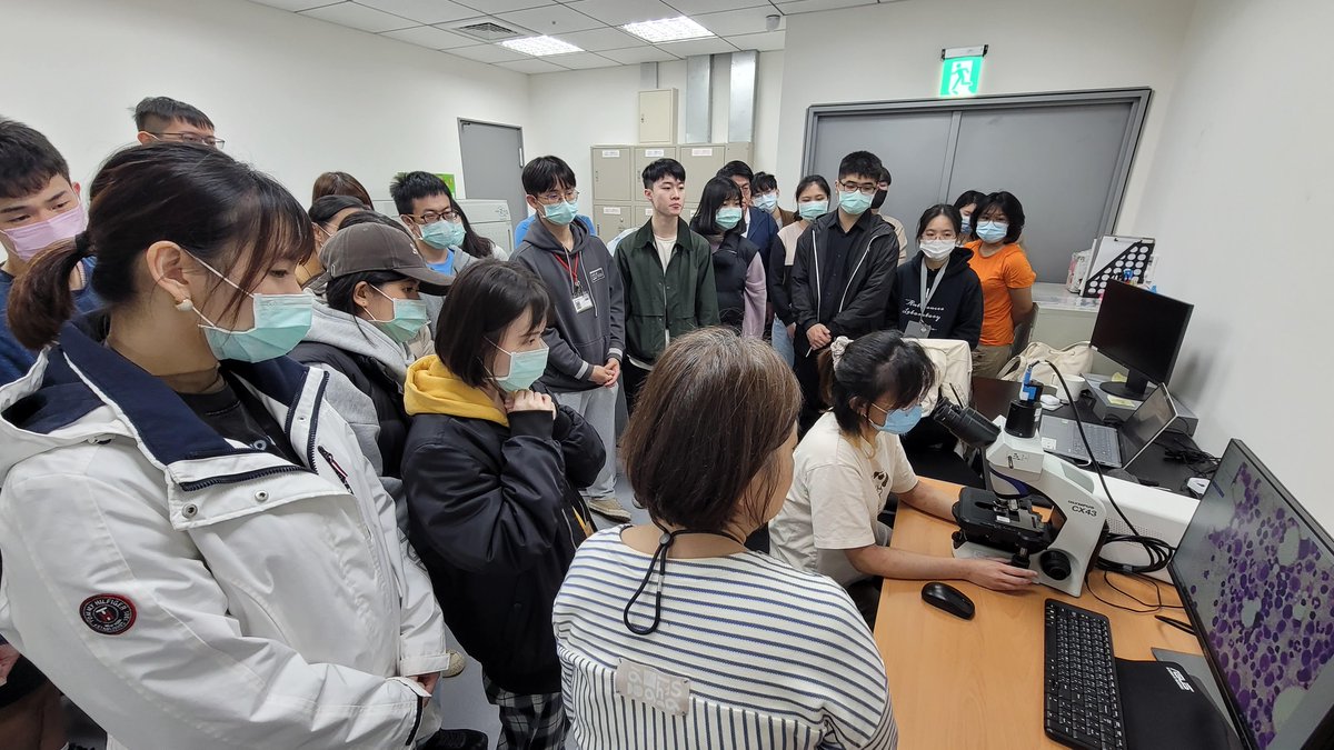 aetherAI_tw's tweet image. Great visit from Dr. Li &amp;amp; team from National Defense Medical Center! Showcased our aetherSlide, aetherAI Endo &amp;amp; Hema. Exciting discussions on #MedicalAI.