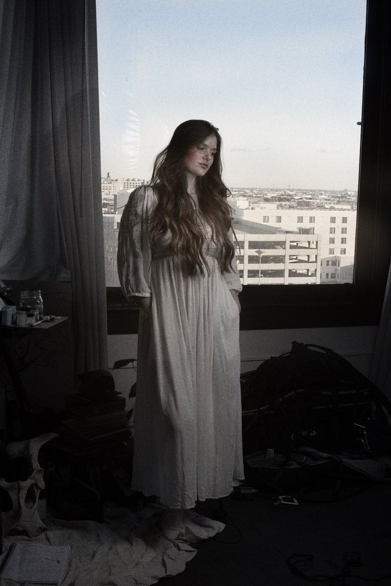 heyoitsbrao's tweet photo. Seats For Ghosts out February 9th!!! Presave in my bio !!!! 🪑👻🖤🔜 https://t.co/USdzCSQry8
