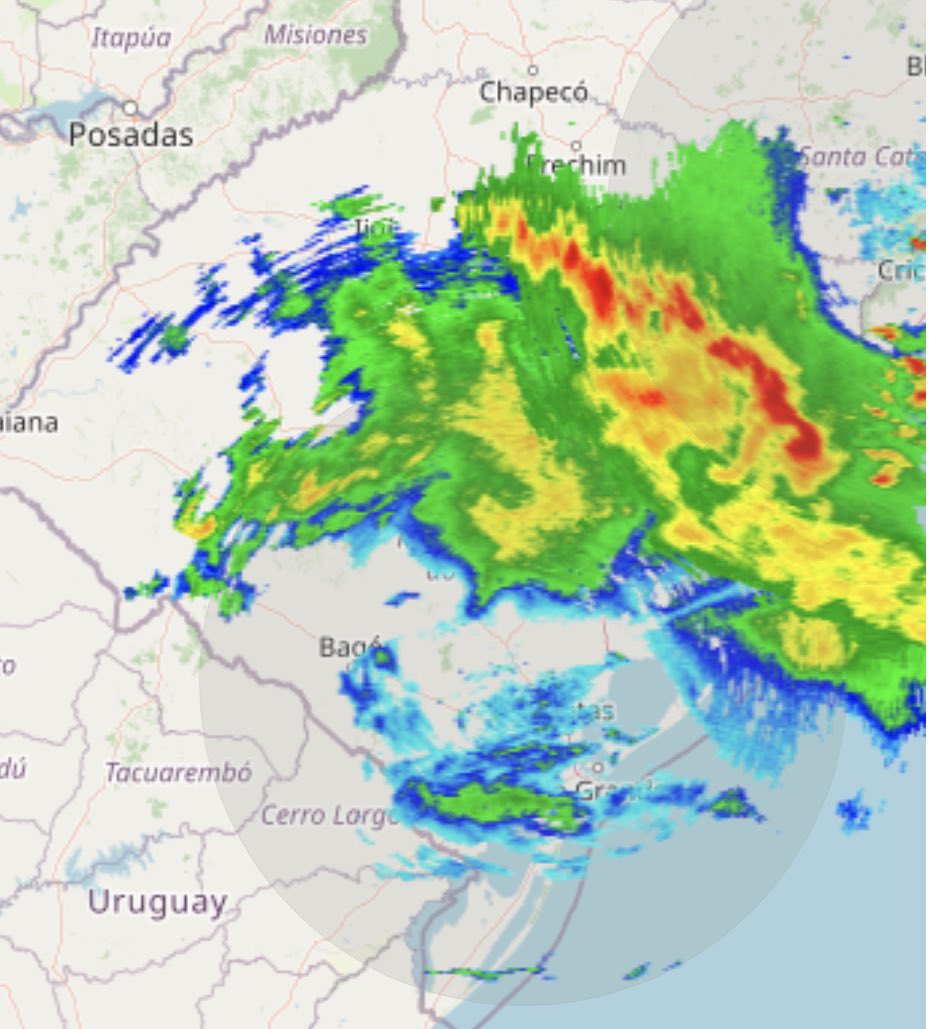 metsul's tweet photo. AGORA | Radar às 23h40 mostra que a linha de tempestade avança entre o Planalto Médio e a Serra para o Alto Uruguai e os Campos de Cima da Serra. https://t.co/31Kc4beq2R