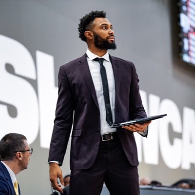 JUCOadvocate's tweet photo. VMI has a lot of work to do but Xavier Silas has been there 1.5 weeks and they:
- Have had their two highest scoring games vs DI opponents
- Have had season high FTA's in their last two games

VMI has become a more “welcoming” recruiting environment. Xavier will take advantage. https://t.co/nrvPvS2KuJ