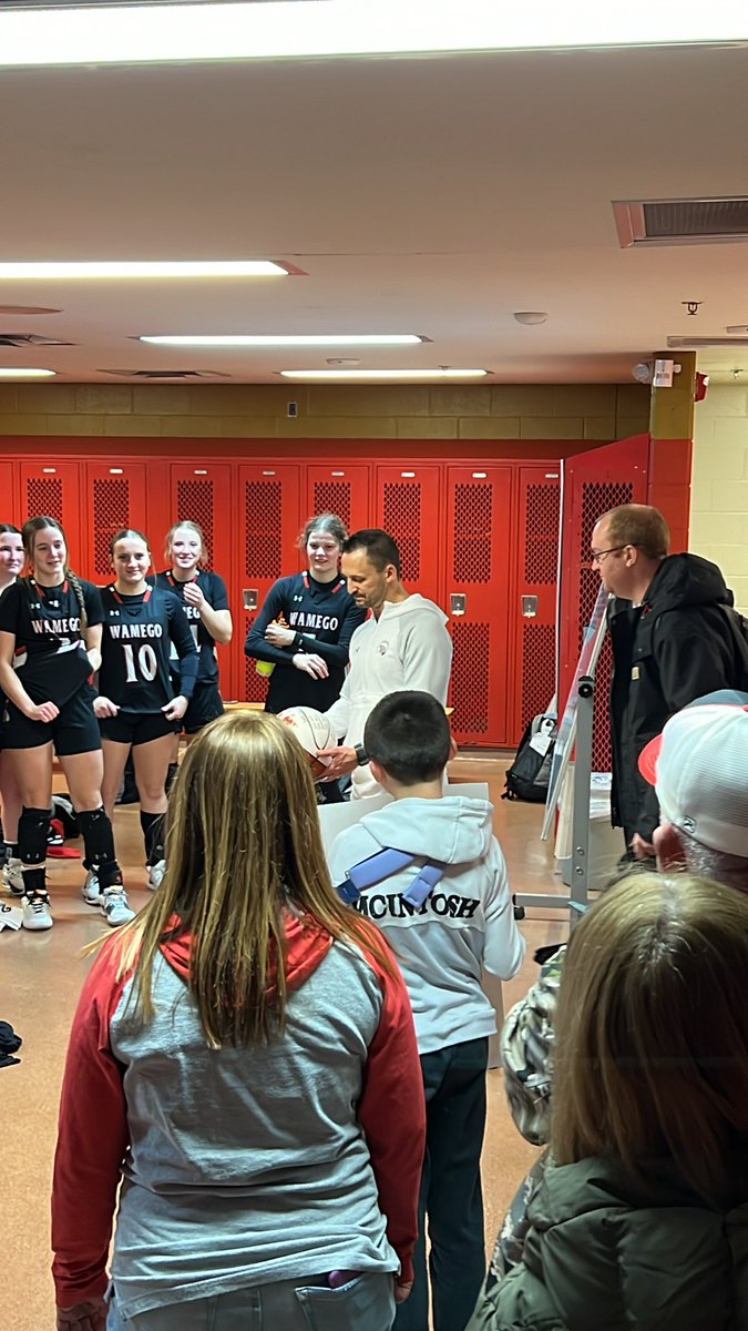 WHSAthleticsOf1's tweet photo. Congrats to Coach @WamegoCoachMac on getting his 100th win at Wamego High School tonight in the opening round of the Tonganoxie Tournament. Congrats coach! @WamegoGBB https://t.co/8FEFEbc0w7