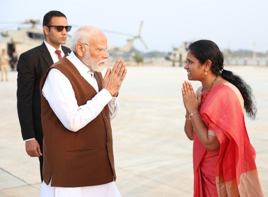 Sumathi Suratani(Modi Ka Parivar) tweet media