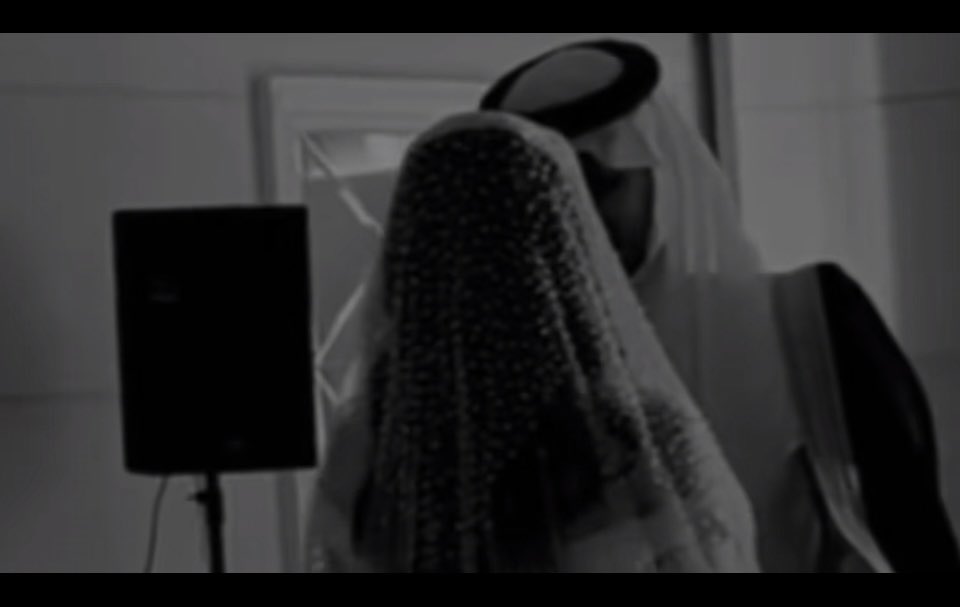 lr2ilo's tweet image. يادعوتي بأول وتالي صلاتيّي 
يانيتي مدام بالحب نيّه .