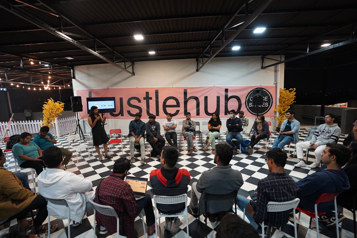 CodeWithDolly's tweet image. It was a pleasure hosting the #ProductsGrowthMeetup at @eChaiVentures✨
-Amazing crowd and energy,
-Met with new product development founders.
-Gained insights from product managers.
-Met future founders back from USA, gearing up to build in India.
.
#startups #foundersmeetup