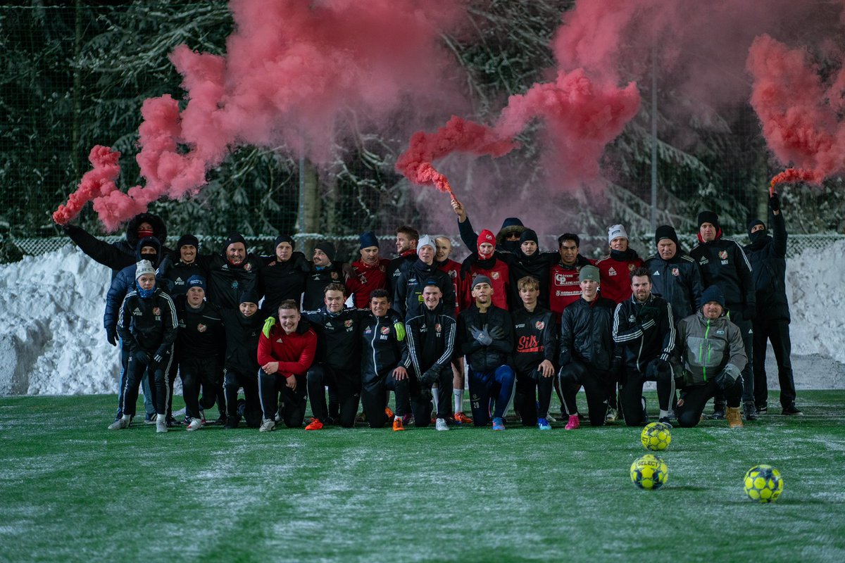 Vi är igång, årets första träning är genomförd🔥🧨. 

#Ettrödtjutshjärta🍷❤️