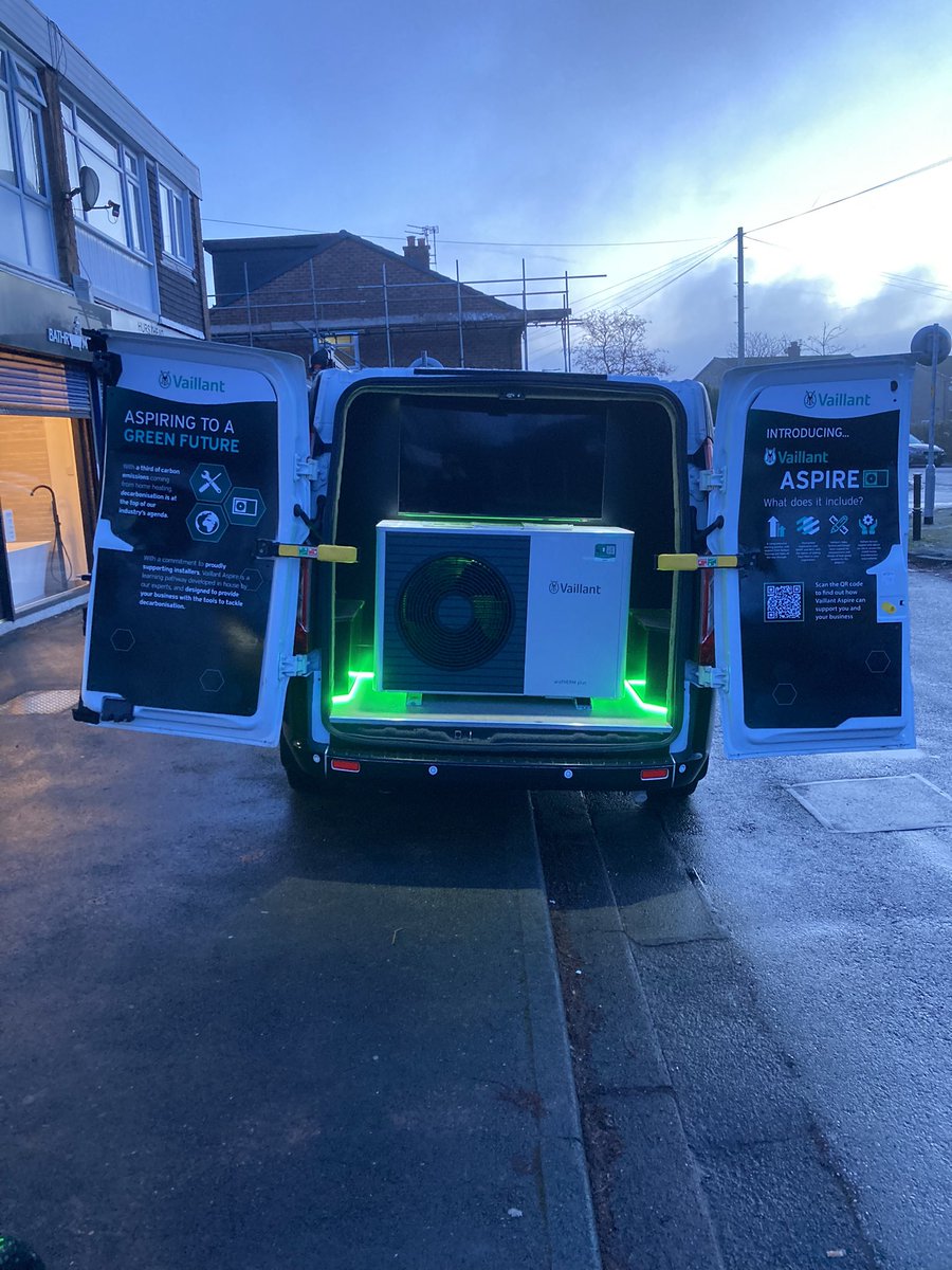 Stop 2 on the January <a href="/vaillantuk/">Vaillant UK</a> Show Van Tour, here this morning at Bathroom Projects (SK8 7PY) with Martin Higgins, Scott Bowden and the rest of the team! 🐰

Drop by to find out more about our award winning heating solutions available 💚
#aroTHERMPlus
#TheOrignalRemastered