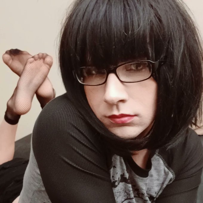 It's been a while, Twitter. What's good? https://t.co/vjHbSD694c