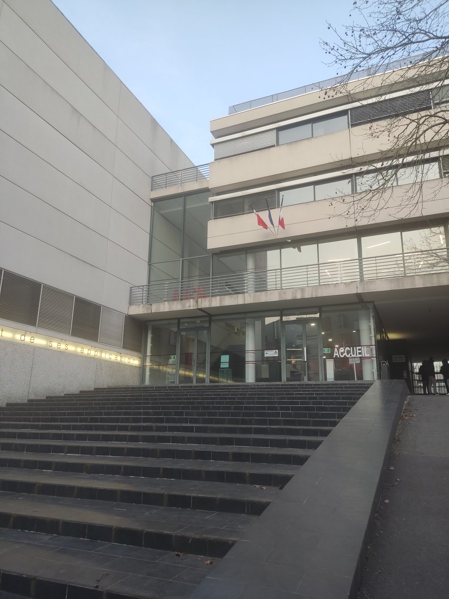 Bonjour from France! Thrilled to be part of <a href="/UniversiteCergy/">CY Cergy Paris Université</a> and the <a href="/etislab/">Laboratoire ETIS</a>. I just started, met the brilliant team, and I already feel the excitement in the air!! 
#Collaboration #Research #Radar