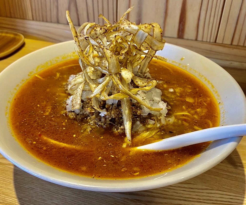 ramenabes's tweet photo. 麻辣カレーラーメンです！
限定Fです。
たふん今週と来週までです。
よろしくお願いします‼️ https://t.co/d3kYlXvIX6