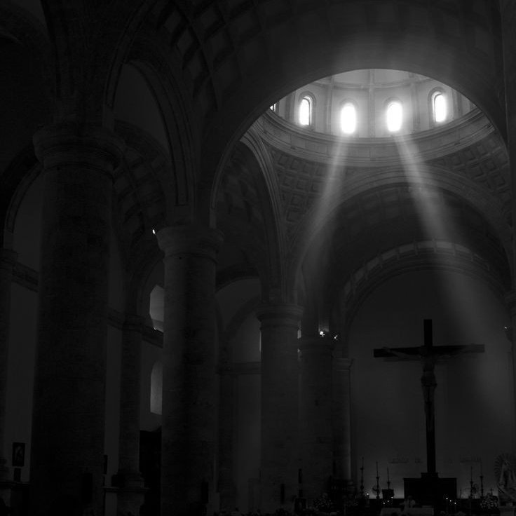 Belladojimo's tweet photo. #jikookau  "Me and the Devil" 

Onde Jungkook se vê crucificando o demônio que havia dentro de Jimin

Ou

Onde Jimin um garoto andrógeno com uma beleza surreal vem ao mundo e é dado como a reencarnação de satã por atraí  fiéis ao pecado. https://t.co/EV67TUi2EA