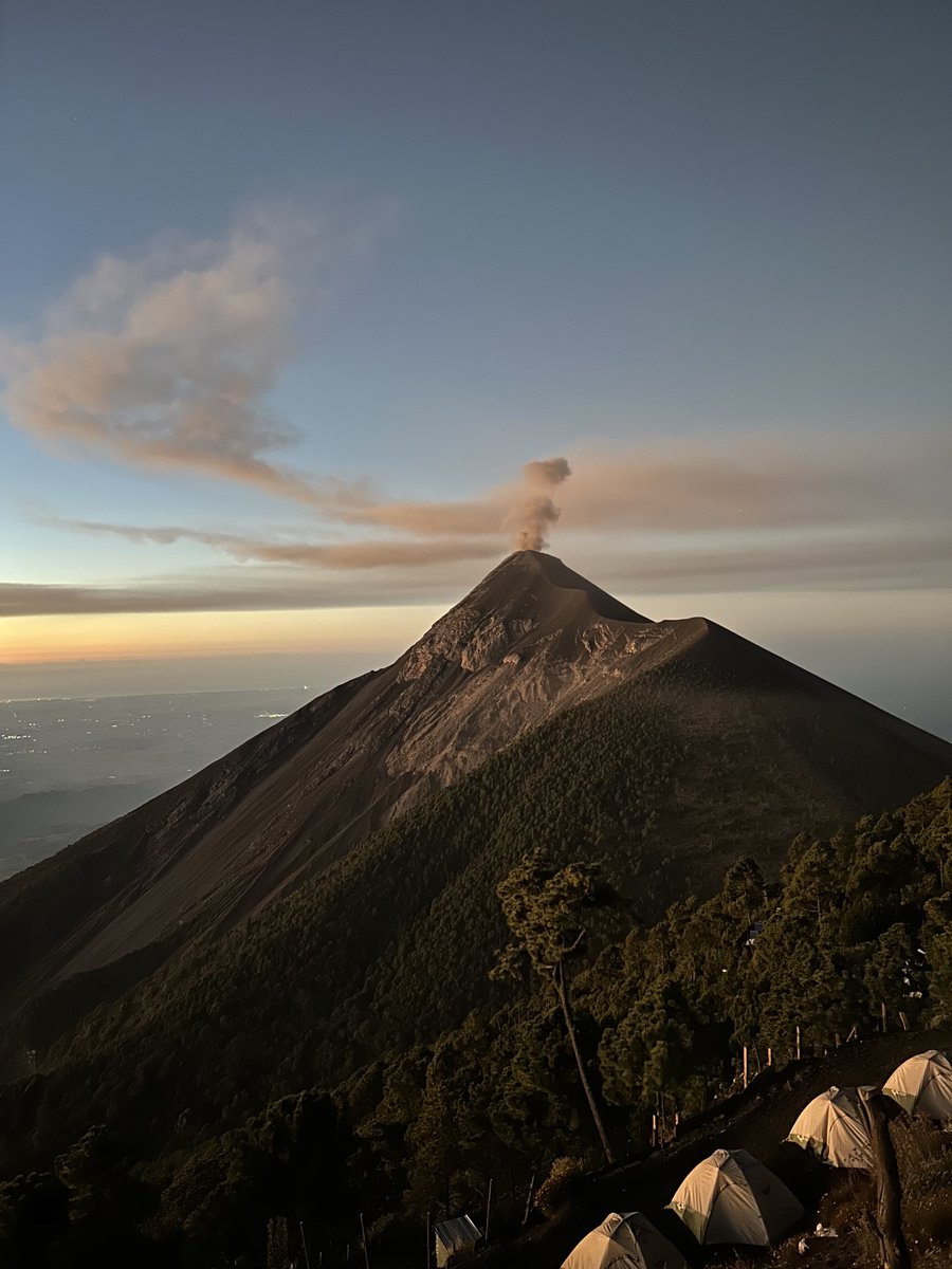 sandorM_'s tweet photo. No se imaginan lo espectaculares e increíble que es presenciarlo. ¡Una locura! 🤩 https://t.co/nDLRosrL1e