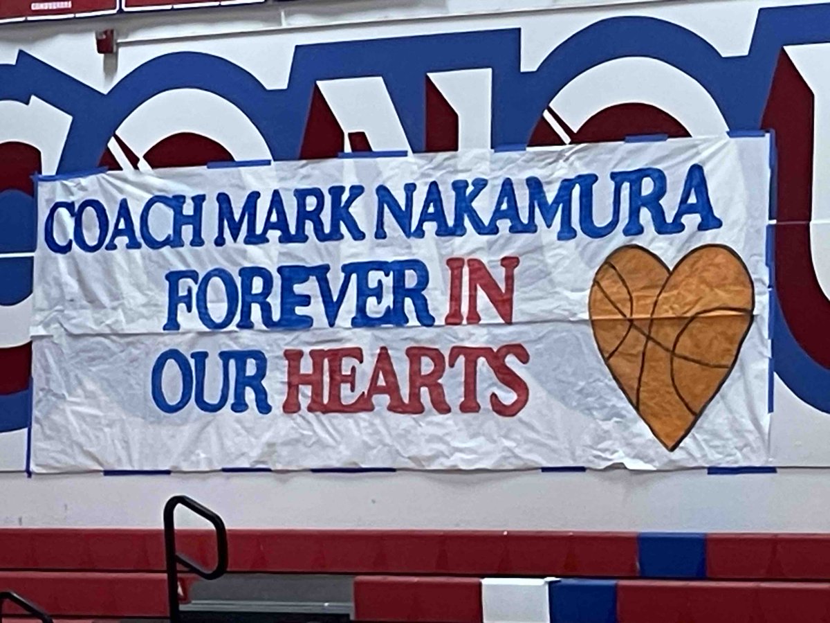 LosAltosHS's tweet photo. Scores you can look up, but what you can’t look up is heart. Our Girls and Boys Basketball Teams played for Coach Mark Nakamura tonight who passed away suddenly last Friday. He had coached both but was our Girls Head Coach since 2012. #tobeaconqueror #ProudToBeHLPUSD https://t.co/bwZ7lo7FJg