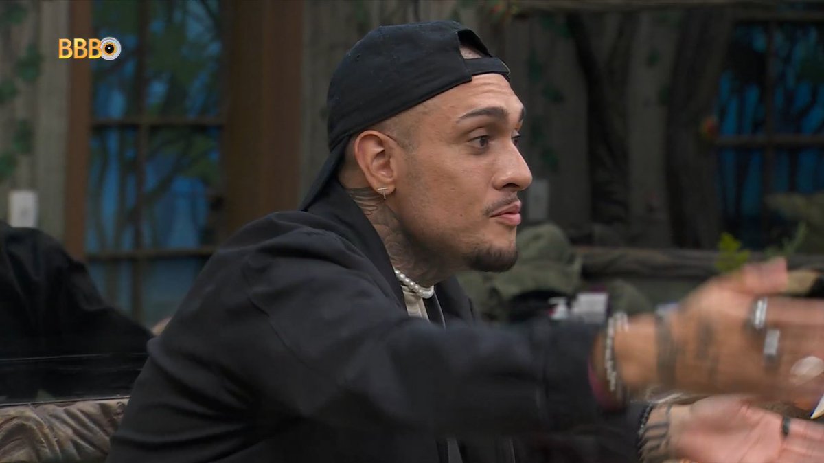 centralreality's tweet photo. Fernanda disse que a Alane fez uma confusão na cabeça da Vanessa e colocou o Nizam como o vilão da história.
Bin Laden: "MAS ELE É O VILÃO DA HISTÓRIA!" #BBB24 https://t.co/Qbw3Ve19GW