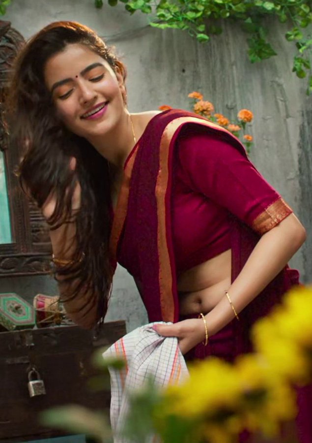 GEBN0fCbYAA-Rk0?format=jpg&name=900x900