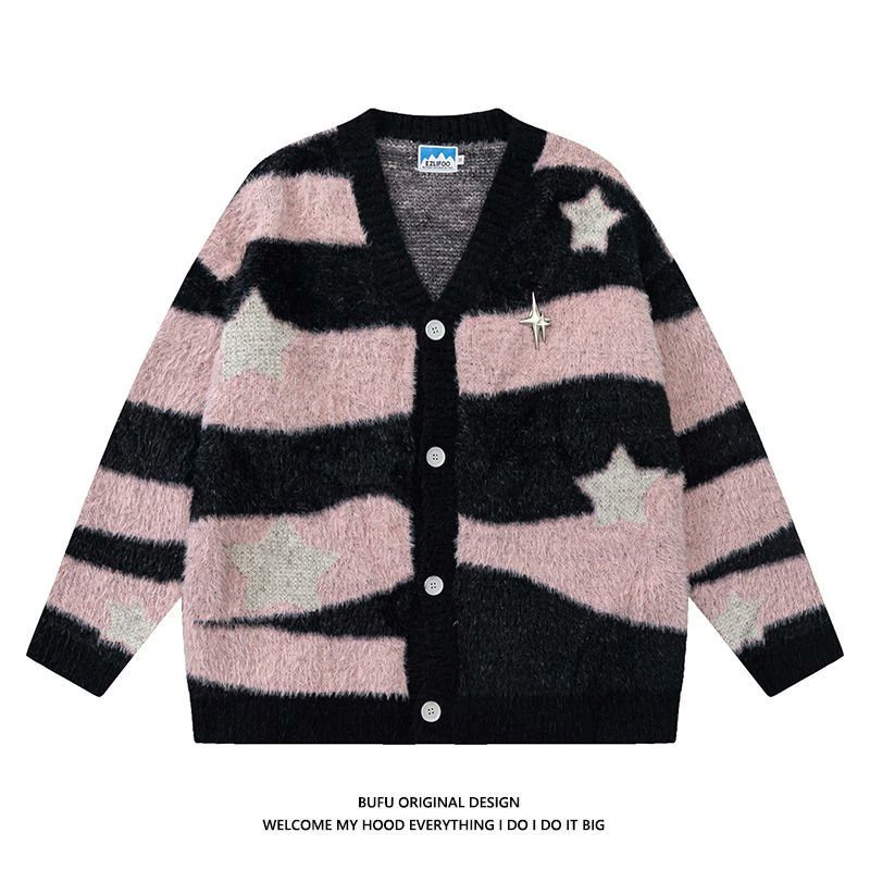 glawmorous's tweet photo. Cardigan cakep buat si softboy &amp; softgirl, ★4,9/5! 🥹 kalem banget liatnya. Motifnya nggak norak, cakep dipake kemana-mana!

🖇 https://t.co/SQfT0CeYQd https://t.co/KSeAMWYLKX
