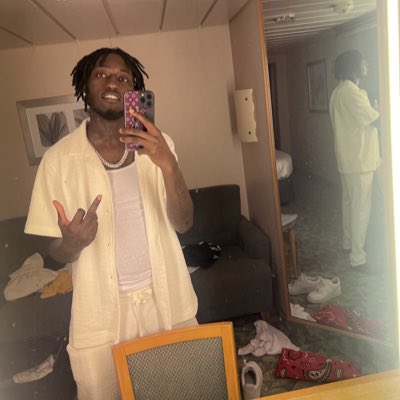 Tr3voBPE's tweet image. #NewProfilePic
